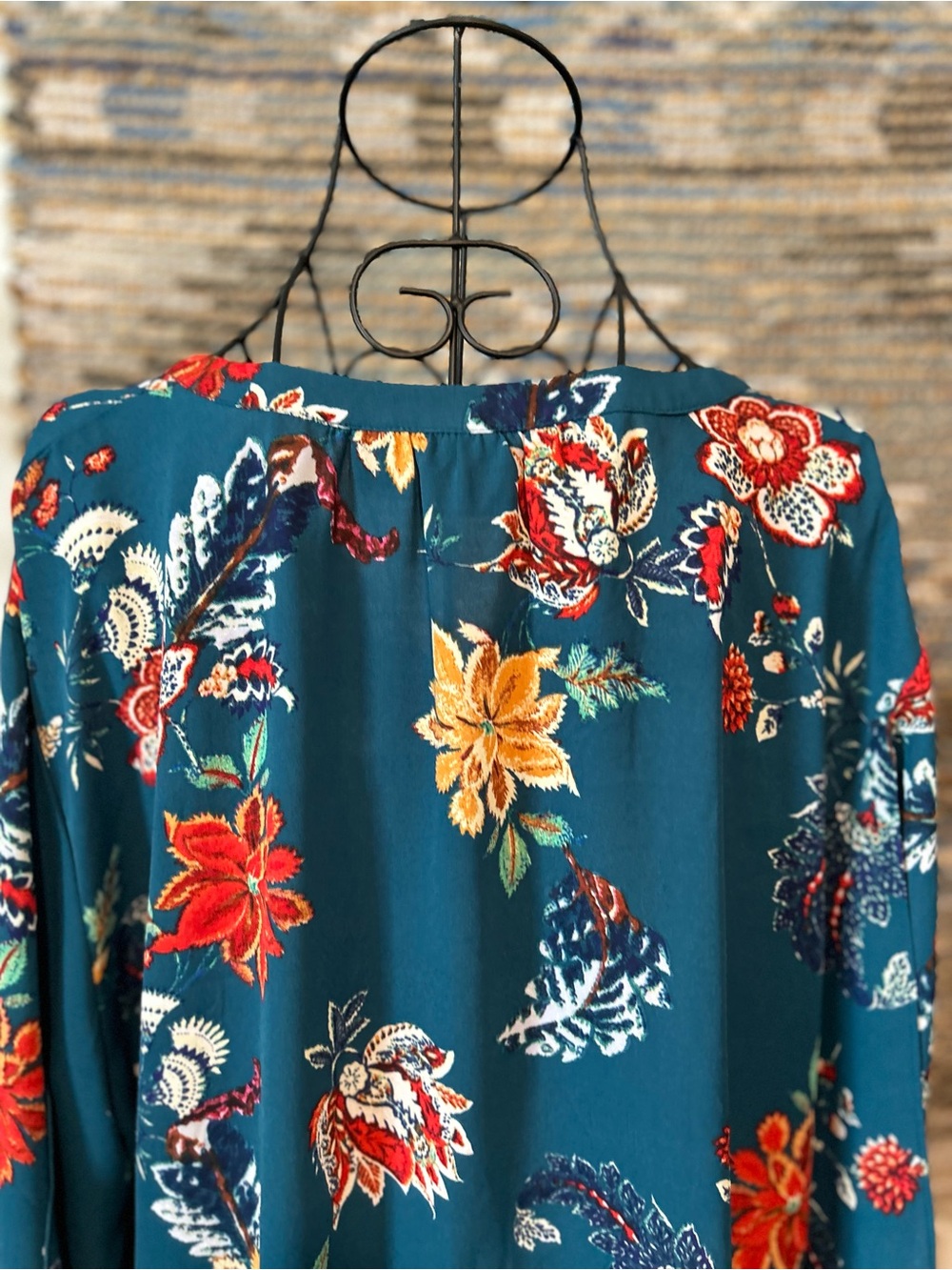 SOHO Teal Floral Tunic Top - Picture 9 of 11